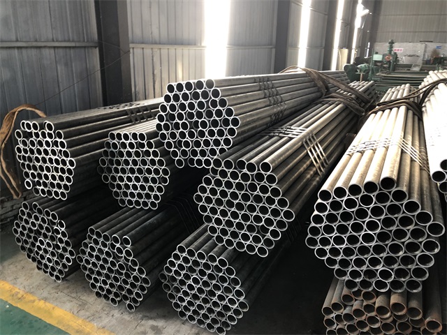 锡林郭勒小口径厚壁无缝钢管
