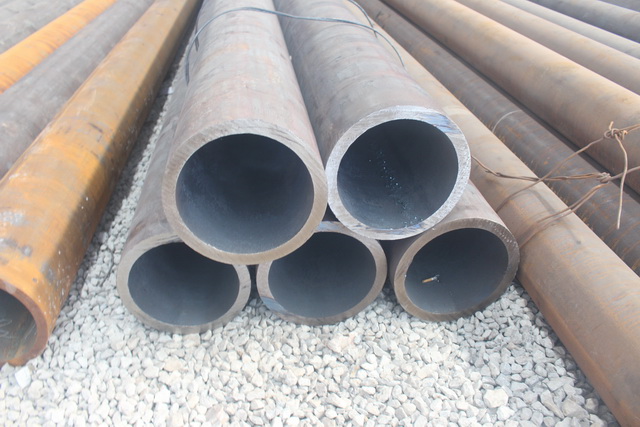 锡林郭勒大口径壁厚无缝钢管