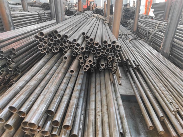 锡林郭勒精密无缝钢管批发